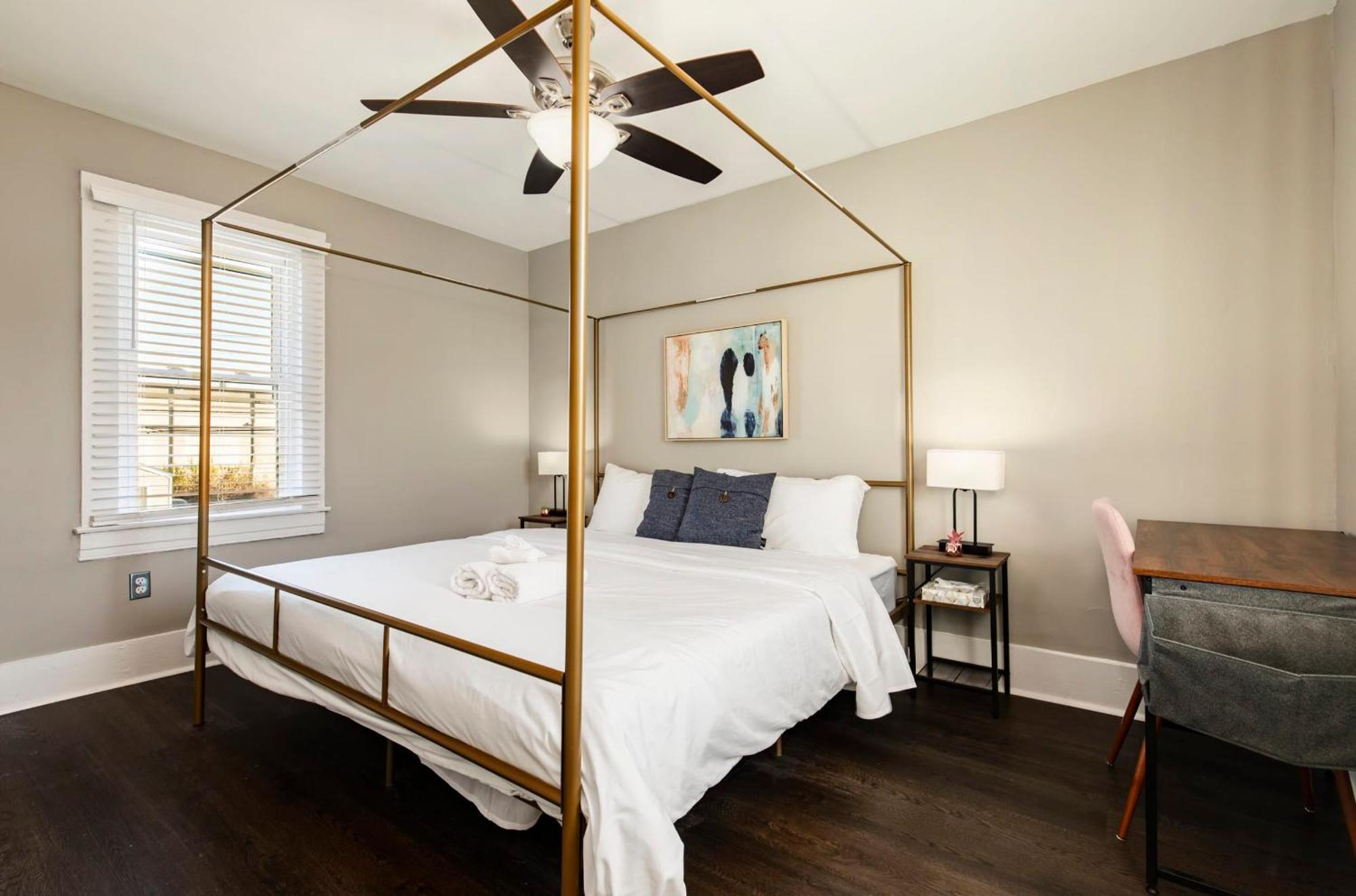 Historic Cozysuites 4br 2ba With A Modern Touch Holiday home *