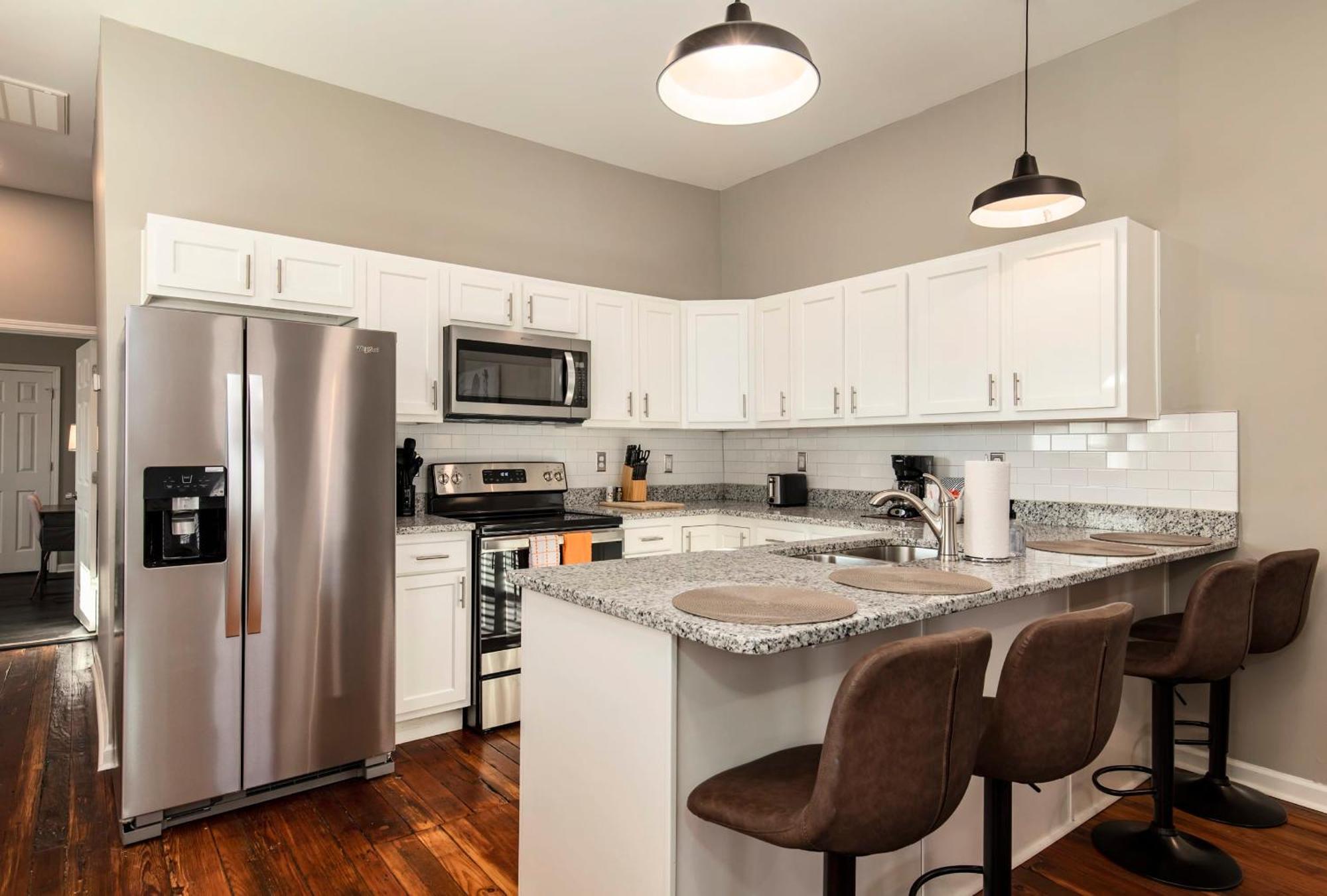 Historic Cozysuites 4br 2ba With A Modern Touch Louisville